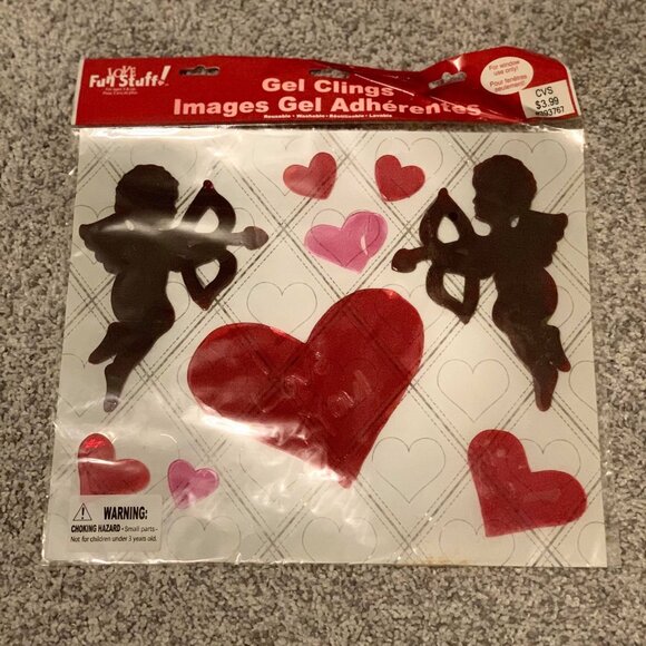 Brand New Valentine's Day Party Supplies Including Snack Sacks & Window Clings - Picture 2 of 5